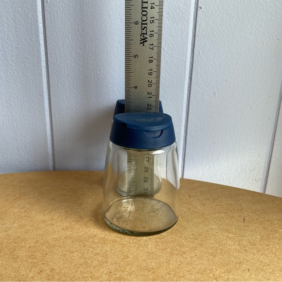 IKEA spice shake or pour salt/pepper jars - Picture 9 of 10